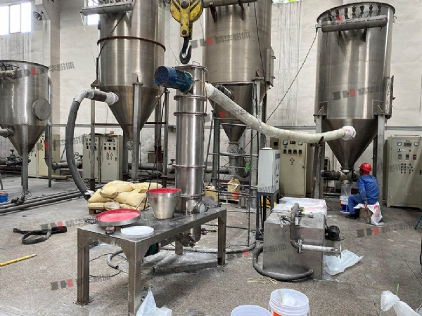 二氧化鋯氣流粉碎機--廣東某公司